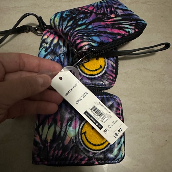 Wallets - Picture 2 of 2